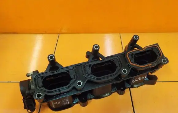 Audi A6 S6 C6 4F Intake manifold 06E133110H SSACY