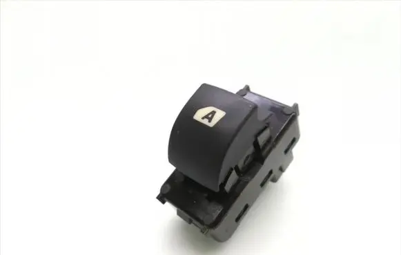 Peugeot Partner Electric window control switch 9666987077