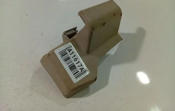 Toyota Avensis T250 Rear seat side bottom trim 7215705030