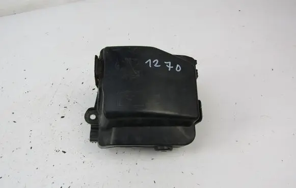 Renault Clio I Fuse box cover 
