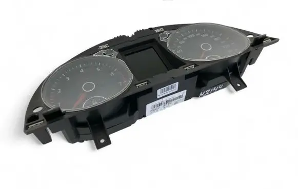 Volkswagen PASSAT B6 Speedometer (instrument cluster) 3C0920871Q