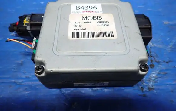 Hyundai i40 Other control units/modules 3Z563-99600 4VFDE309 UB010945