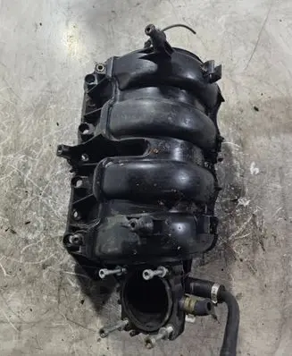Volkswagen Golf IV Intake manifold 038129