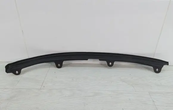 Mercedes-Benz B W247 Rubber seal front door (on door) A2477200304