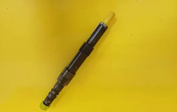 Ford Mondeo Mk III Fuel injector EJDR00501Z