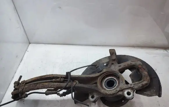 Audi Q7 4L Front wheel hub