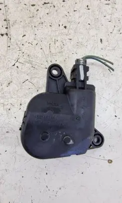 Chrysler Pacifica Air flap motor/actuator 04885465AA