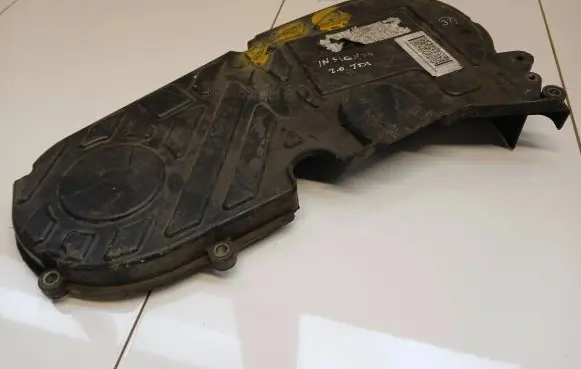 Opel Insignia A Timing belt guard (cover) 55564429
