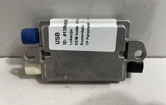 USB socket connector