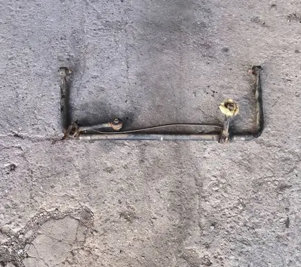 Mitsubishi Canter Rear anti-roll bar/sway bar 