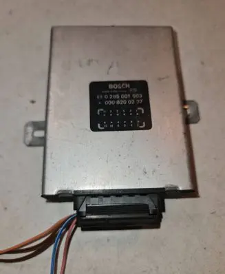 Mercedes-Benz S W126 Seat control module 0285001003 0008200297