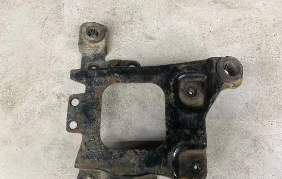 Volvo V50 Battery tray 3M51R6K034AF