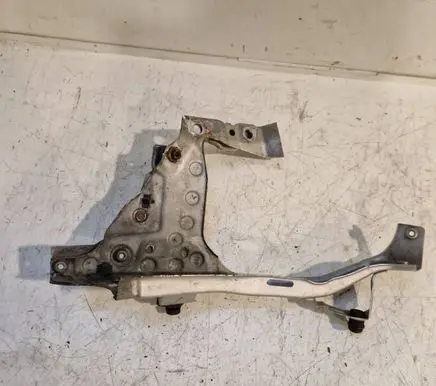Opel Zafira B Radiator support slam panel bracket 