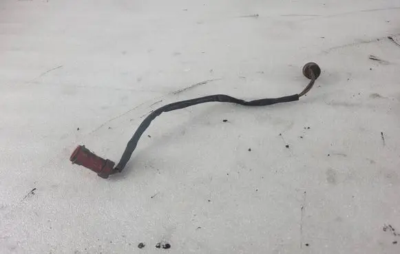 Air conditioning (A/C) pressure sensor