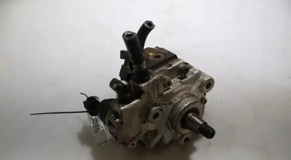 Opel Astra H Fuel injection high pressure pump