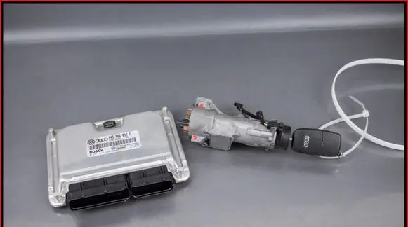 Audi A2 Engine ECU kit and lock set 045906019G 0281010220