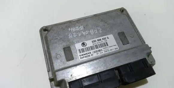 Skoda Fabia Mk1 (6Y) Engine control unit/module 03D906032Q 5WP4023507