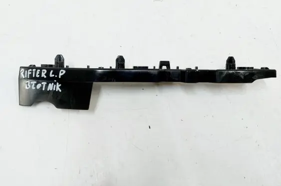 Front bumper mounting bracket