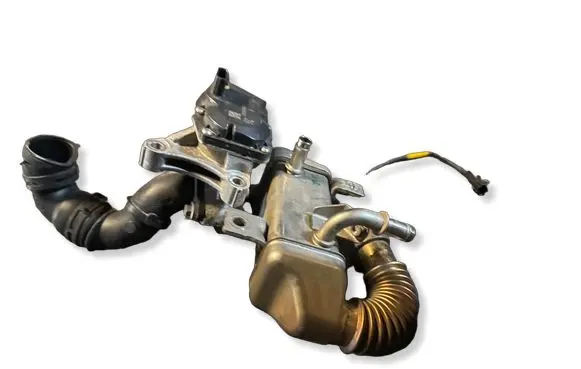 Nissan X-Trail T32 EGR valve H8201068965 HU1501000360 147100789R
