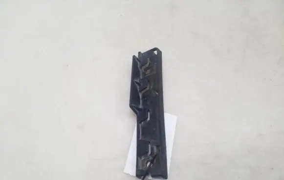 BMW 5 E60 E61 Front bumper mounting bracket 7066227