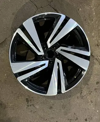 Volkswagen Touareg III R20 alloy rim 760601025AA