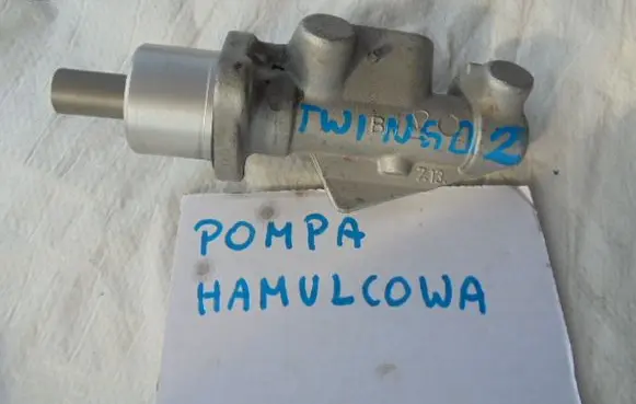 Renault Twingo II Master brake cylinder