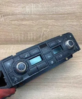 Audi A8 S8 D3 4E Climate control unit 4E0820043A 5HB008480