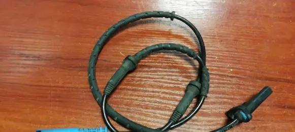 BMW 7 E65 E66 ABS rear brake sensor 6908705