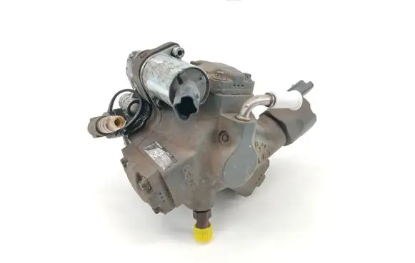 Volvo S40 Fuel injection high pressure pump 9685705080 A2C27100268