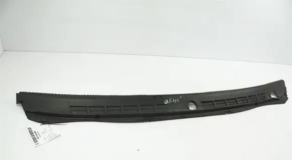 Isuzu D-Max Wiper trim