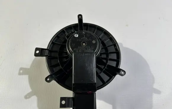 Dodge Challenger Heater fan/blower 6531002
