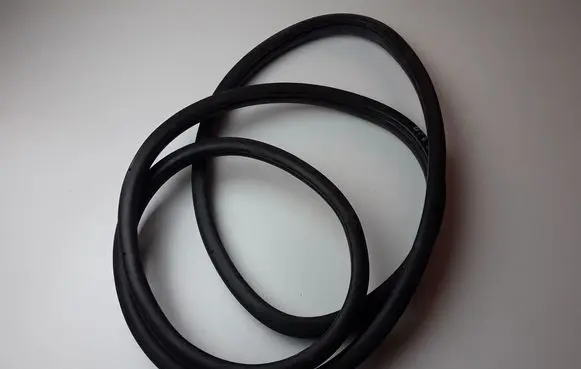 Honda CR-V Rear door rubber seal (on body) 72810T1WA11