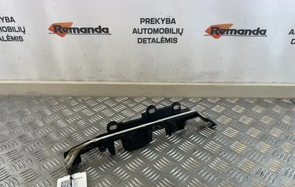 BMW 5 G30 G31 Other engine bay part 9334788 586509