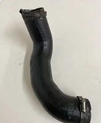 Jaguar XJ X351 Intercooler hose/pipe AW936F072AB