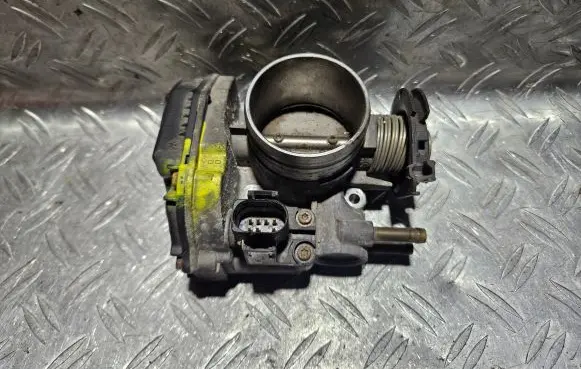Audi A4 S4 B5 8D Throttle valve 408237111003 408237