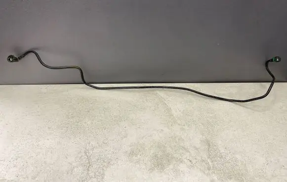 Ford C-MAX II Fuel line pipe AV619D668BB