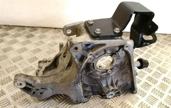 Opel Insignia A Fuel pump bracket 55574721