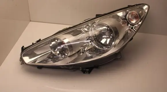 Peugeot 308 Headlight/headlamp 