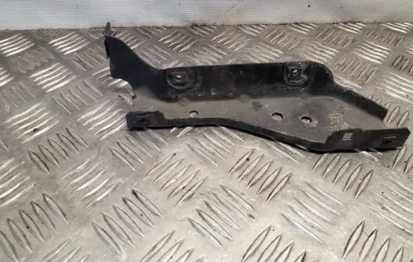 Audi 80 90 S2 B4 Headlight/headlamp mounting bracket 8A0805607