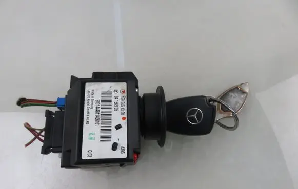 Mercedes-Benz A W169 Ignition lock 1695451308