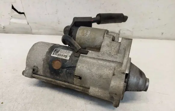 Mazda Premacy Starter motor M002T87471 RF1H18400