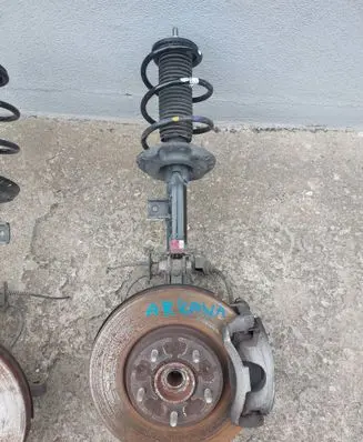 Renault Arkana Front wheel hub spindle knuckle