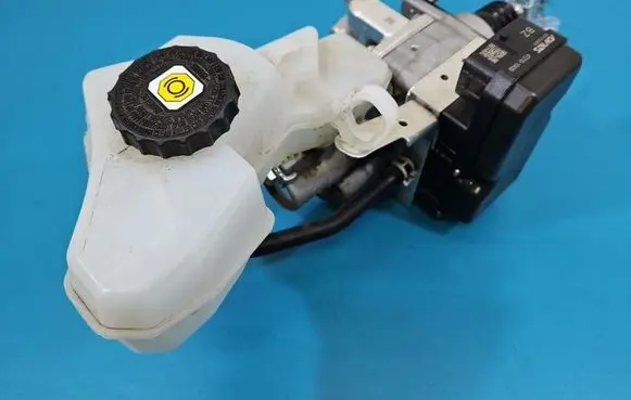 Toyota C-HR I Brake booster 4721010430 IMPRK1590565