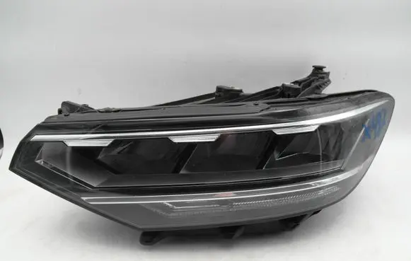 Volkswagen PASSAT B8 Headlight/headlamp 3G1941035Q 90172734