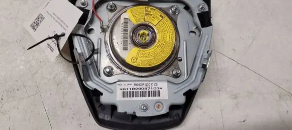 Mazda 6 Steering wheel airbag GS1G57K00