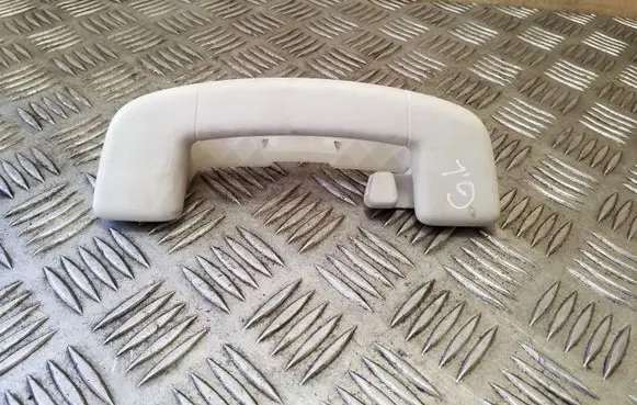 Volkswagen PASSAT B8 Rear interior roof grab handle 3G0857643B