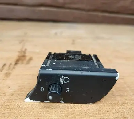Fiat Stilo Headlight level height control switch 0164581