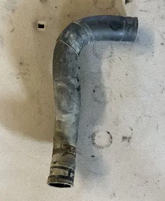 Peugeot 4007 Engine coolant pipe/hose