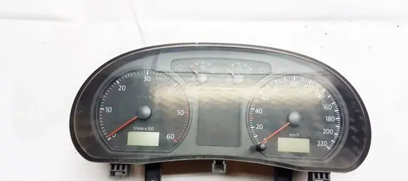 Volkswagen Polo IV 9N3 Speedometer (instrument cluster) 110080321039A