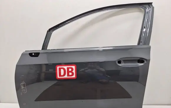 Volkswagen Golf VIII Front door 5H4831311D